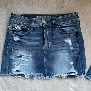 American Eagle Jean skirt- size 6!